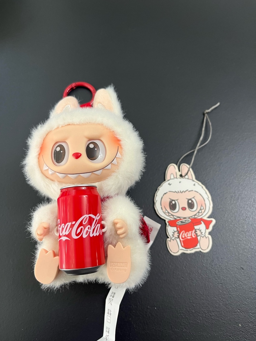 THE MONSTERS COCA-COLA SERIES - Vinyl Face Blind Box (Happy Factor)